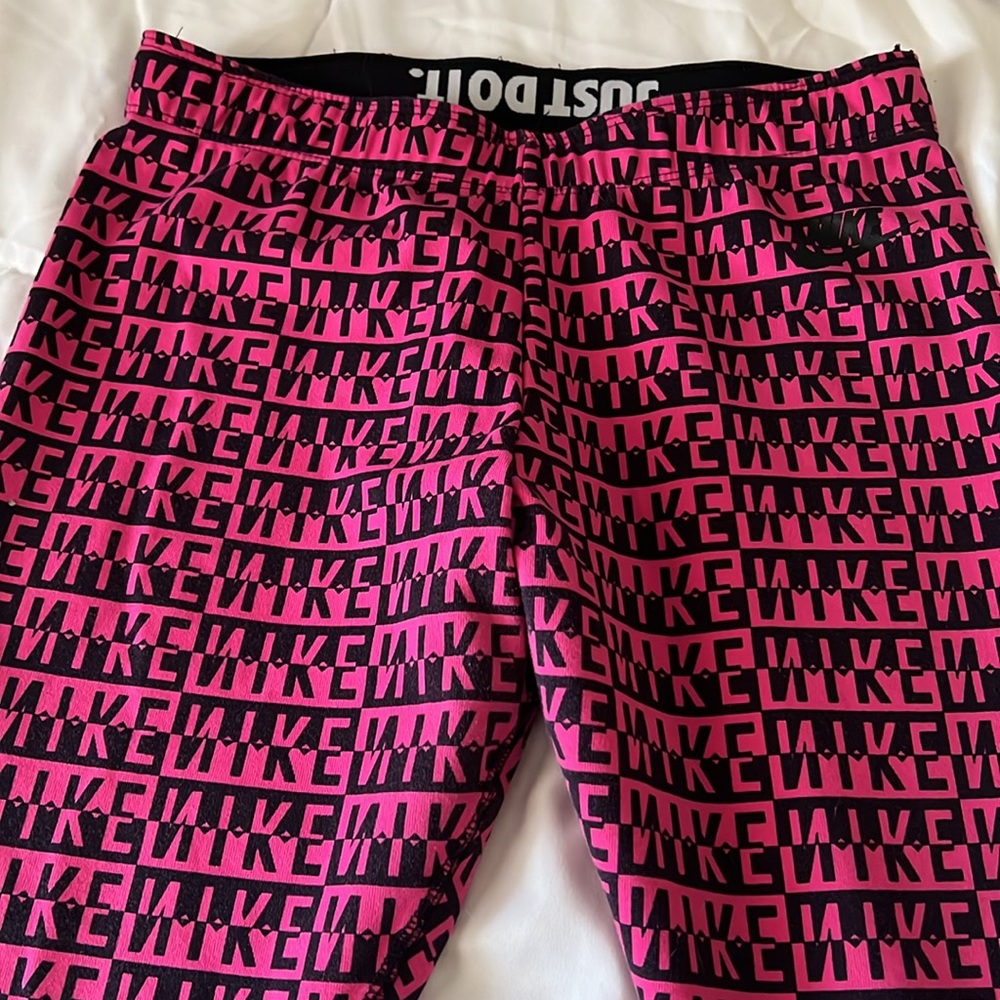 Nike monogram leggings